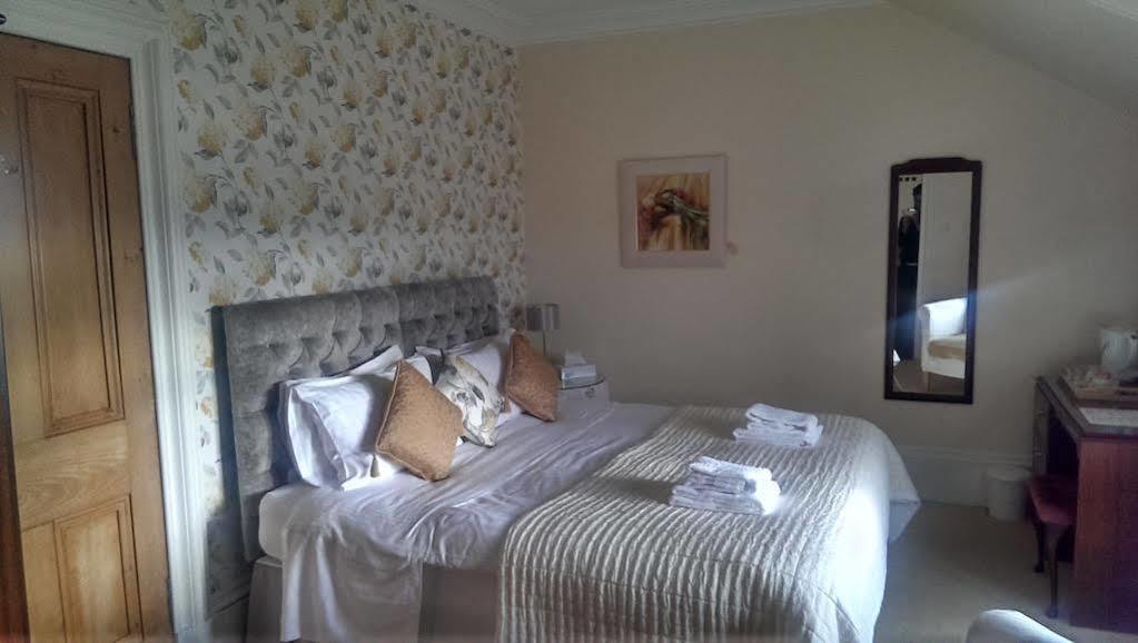 The Colintraive Hotel Bagian luar foto